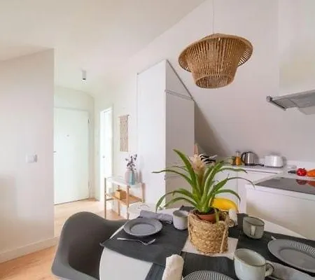 Διαμέρισμα Monsanto Hill House - No 565 2d *